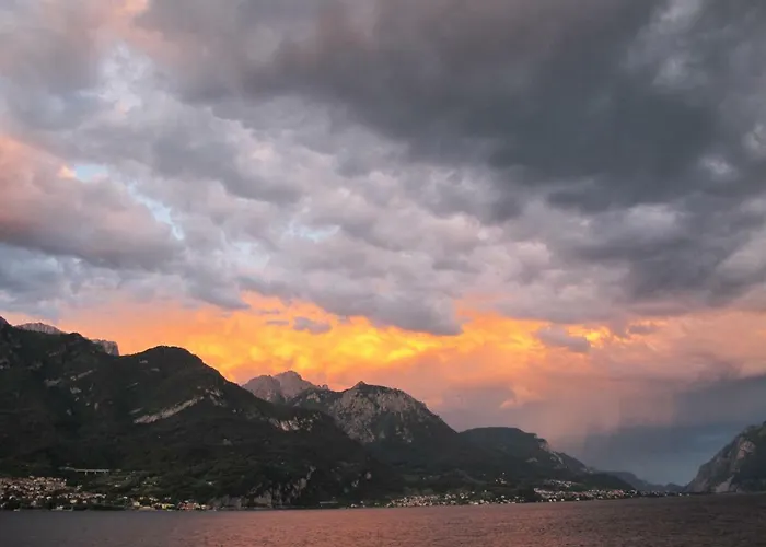 Panorama 펜션 Oliveto Lario