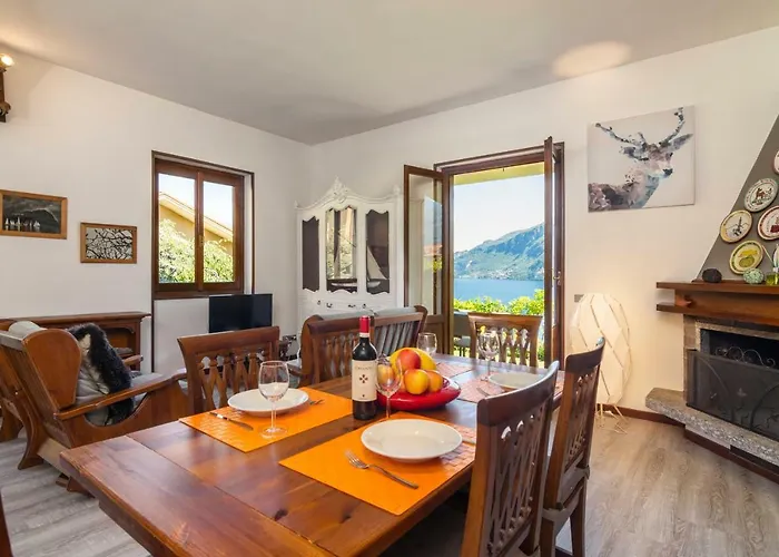 بيت للعطل Panorama Oliveto Lario